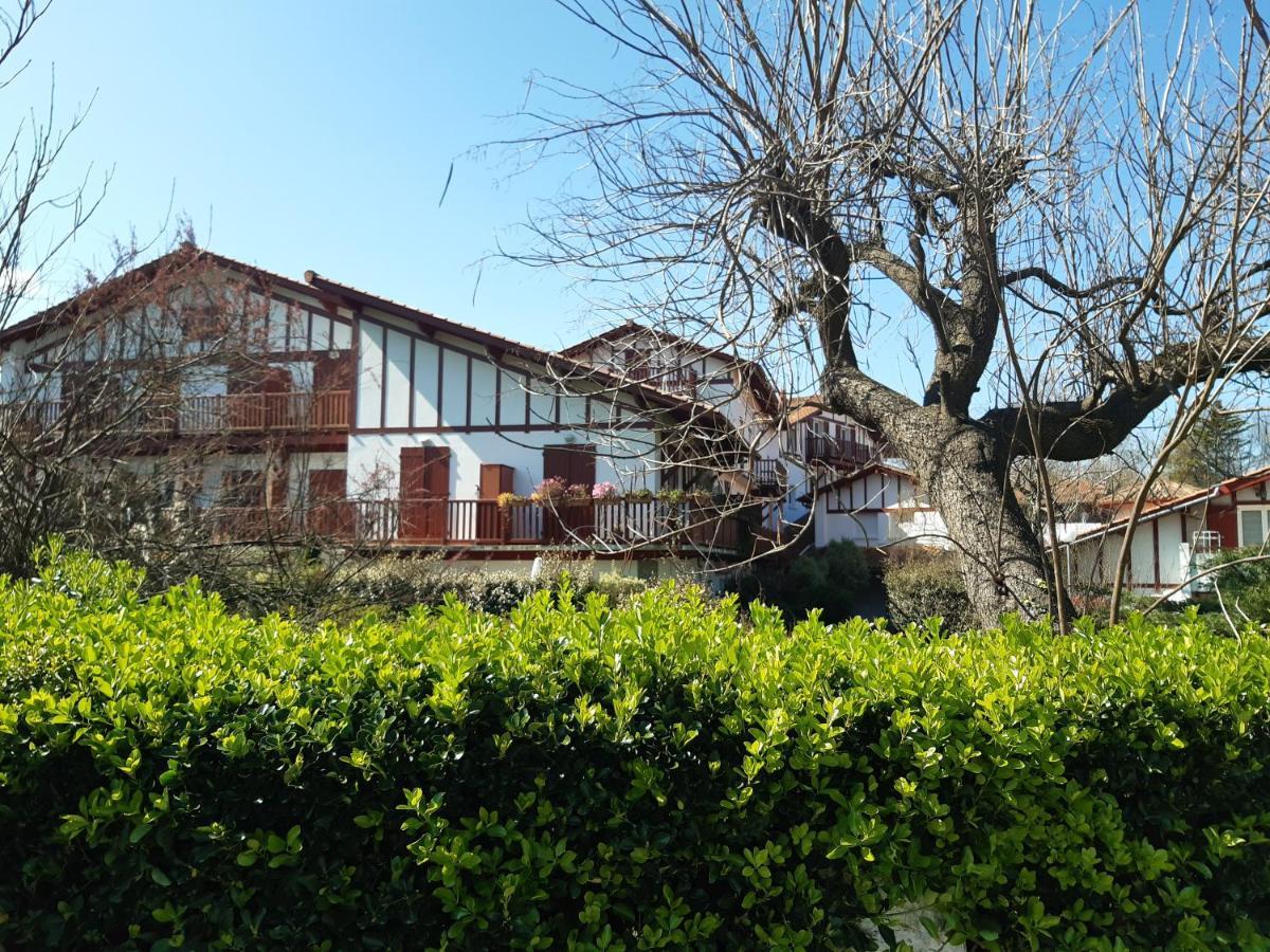 Hendaye-Plage A 200M De La Plage Apartment Exterior photo